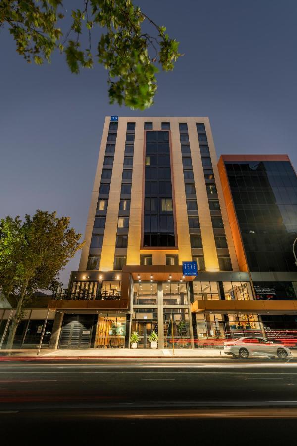 Tryp Adelaide By Wyndham Hotel Exterior photo